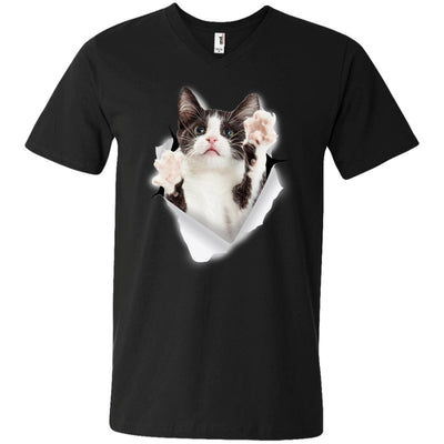 Black & White Reaching Cat Men's Printed V-Neck T-Shirt
